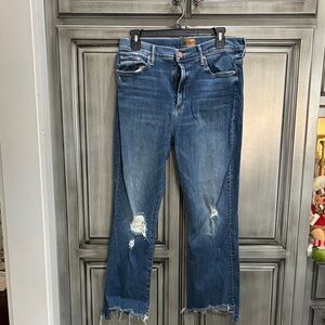 MOTHER Insider Crop Step Chew Dancing in Coals Distressed Denim Jeans